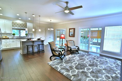 10618 Providence Dr, Louisville, KY 40291 - photo 6