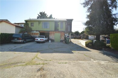 3 car garage in the bottom/ top unit is a 1 bedroo