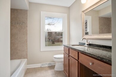 1325 Wintergreen Terrace, Batavia, IL 60510 - photo 5