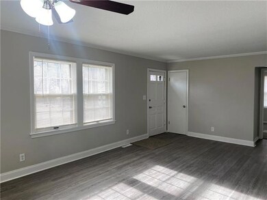 1310 W 27th St S, Independence, MO 64052 - photo 2