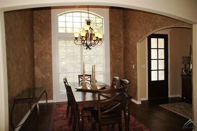 913 913 Dolores St, Tyler, TX 75703 - photo 6