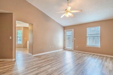 2957 Sholtz Ave, Crestview, FL 32539 - photo 6