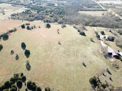 6720 SW 61st St, Topeka, KS 66610 - photo 6