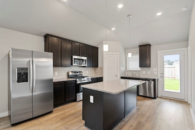 911 Silver Birch Branch, Magnolia, TX 77354 - photo 2