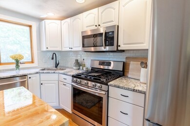 26 Healy Rd, Weymouth, MA 02188 - photo 7