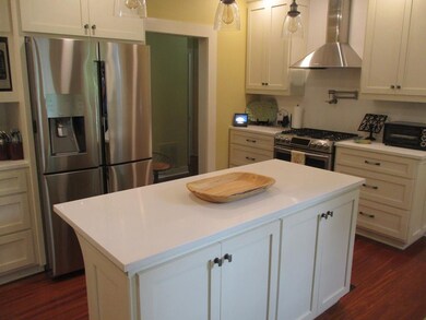 902 Burke Ave, McComb, MS 39648 - photo 3