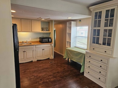 925 Murcott St, Lakeland, FL 33803 - photo 6