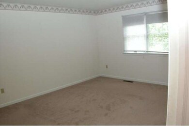 327 Mifflin St, Souderton, PA 18964 - photo 6