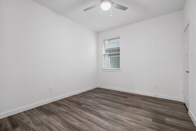 13329 Big Sky Ct, Conroe, TX 77384 - photo 5