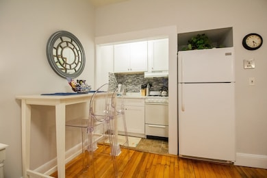 1253 Beacon St unit A3, Brookline, MA 02446 - photo 6