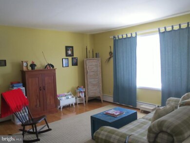 2265 E Buck Rd, Pennsburg, PA 18073 - photo 7