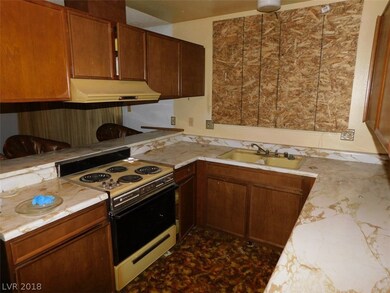 OLD SCHOOL KITCHEN - Of course, it needs a total r