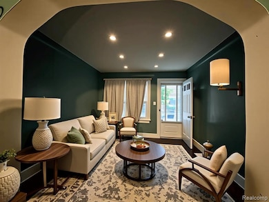 3874 Comstock St, HamtraMcK, MI 48212 - photo 4