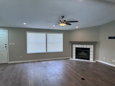 31314 Merry Merchant St, Magnolia, TX 77354 - photo 5