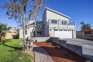 740 E Rose Ln Phoenix AZ