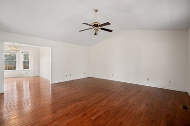 588 Old Qualls Rd, Cookeville, TN 38506 - photo 6