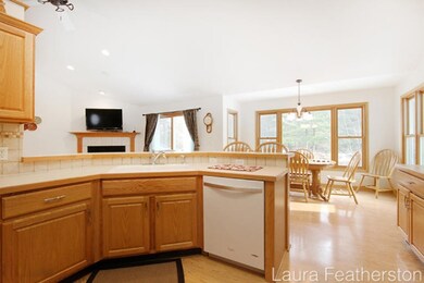 kitchen.jpgK