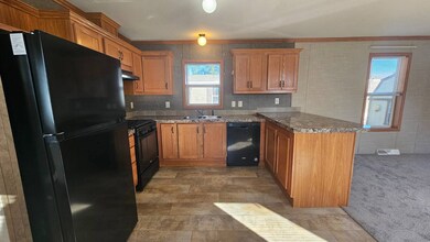 3755 Glenhurst Ln unit 51, Oshkosh, WI 54904 - photo 2
