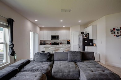 424 Quarry Rock Cir, Poinciana, FL 34758 - photo 6