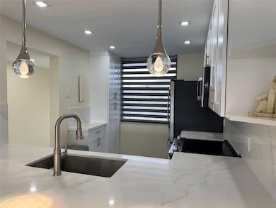 Whitehall Condos unit 306, Davie, FL 33324 - photo 6