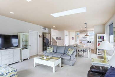 003-photo-living-room-6947169