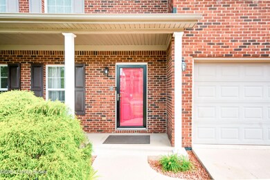 10508 Evanwood Dr, Louisville, KY 40228 - photo 7