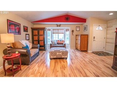 1108 7th St, Lafayette, OR 97127 - photo 5