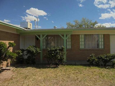 10816 Miller Barber Dr, El Paso, TX 79935 - photo 4