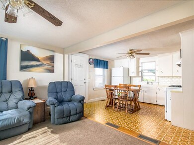 185 1/2 Kinsley St, Nashua, NH 03060 - photo 3