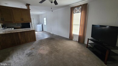 40 Mockingbird Ln, Phoenixville, PA 19460 - photo 4