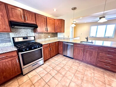 86 Palfrey Rd unit 88, Belmont, MA 02478 - photo 3