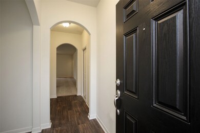 10527 Pine Landing Dr, Houston, TX 77088 - photo 2