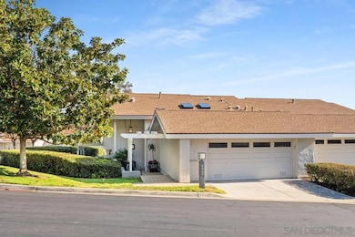 2047 Caminito Circulo Norte, La Jolla, CA 92037 - photo 3