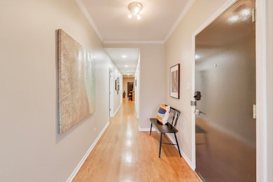 921 W Addison St unit 3B, Chicago, IL 60613 - photo 2