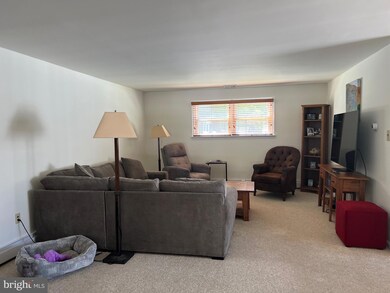 3152 Sycamore Ln, Norristown, PA 19401 - photo 6