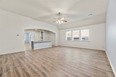 1658 Maggie Trail Dr, Alvin, TX 77511 - photo 4