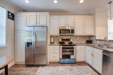 Large Kitchen