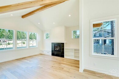 2731 NW Shields Dr, Bend, OR 97701 - photo 3