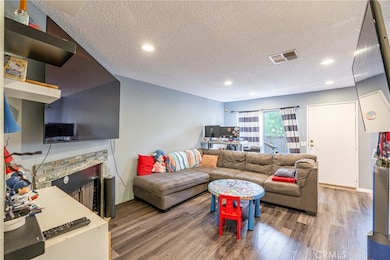 2127 Abrazo Dr unit 2, West Covina, CA 91791 - photo 5