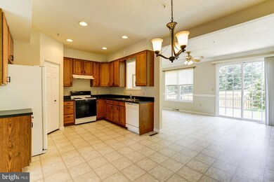 1164 Balsam Cir, Sykesville, MD 21784 - photo 7