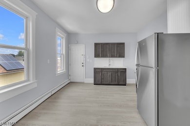 215 Delaware St unit 6, Elizabeth, NJ 07206 - photo 4