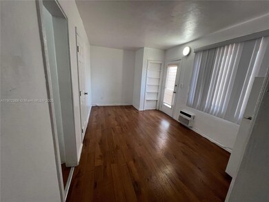 6949 Byron Ave unit 2, Miami Beach, FL 33141 - photo 2