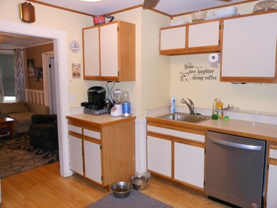 262 Lowell St, Waltham, MA 02453 - photo 6