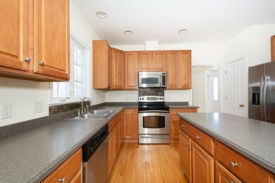 36 Aspen Ave, South Grafton, MA 01560 - photo 7
