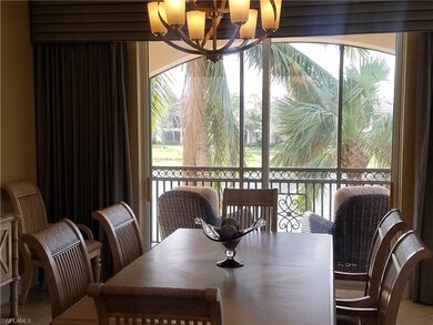 Formal Dining with sliders to Lanai