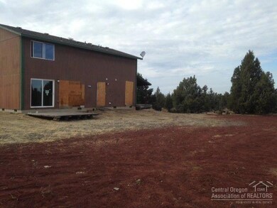4000 SE McCaffery Rd, Redmond, OR 97756 - photo 2