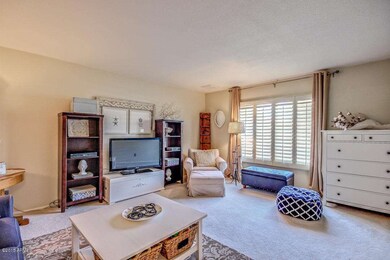 Nopal-living room