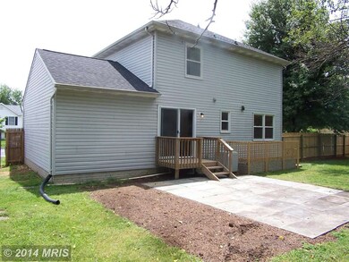 244 Thames Dr, Frederick, MD 21702 - photo 2