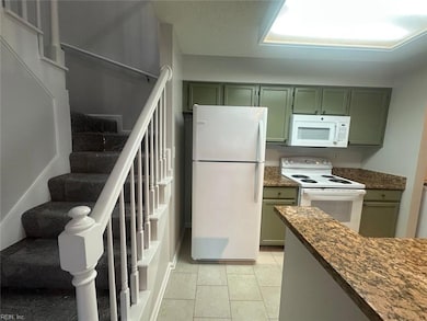 1309 Quail Creek Hollow unit B, Chesapeake, VA 23320 - photo 6