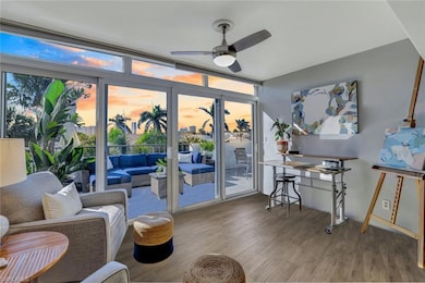Den/Sun room